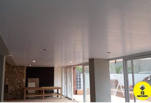 Forro PVC: onde utilizar? - F3 Construções