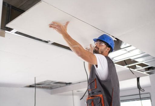 Forro PVC: vale a pena utilizar na construção da sua empresa? - F3 Construções