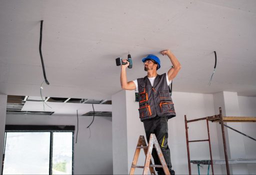 PVC para garagem: Como escolher, instalar e manter as placas de pvc para garagem - F3 Construções